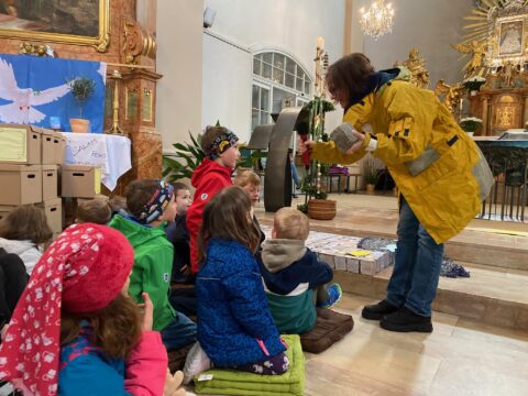 Petrus erzählt uns, wie das damals war, als Gott ihn ausgesucht hat, die Kirche aufzubauen.