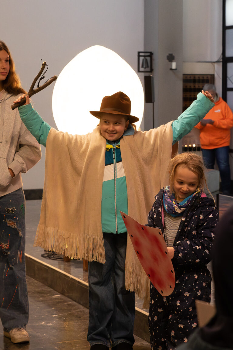 Hurra! Die Israeliten haben gewonnen - weil David ein Licht aufgegangen ist!