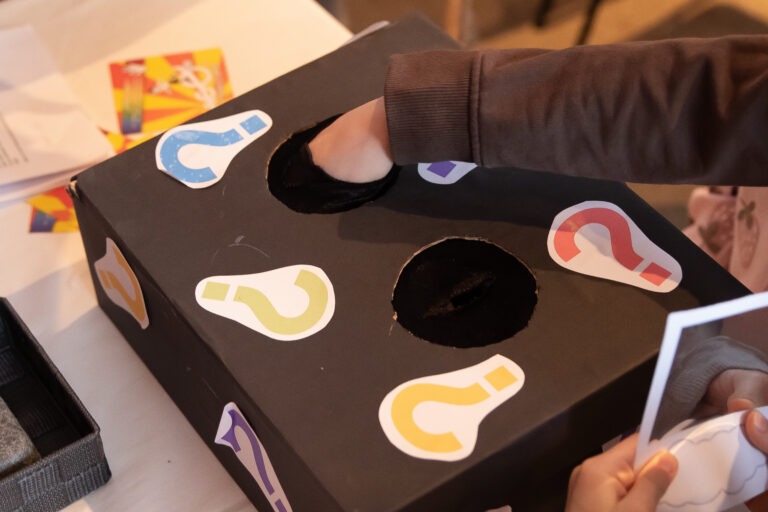 der tut sich ziemlich schwer damit, mutig zu sein.