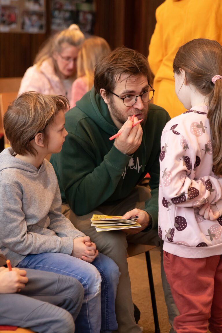 Und die Eltern denken darüber nach, was ihre Kiinder richtig gut können.