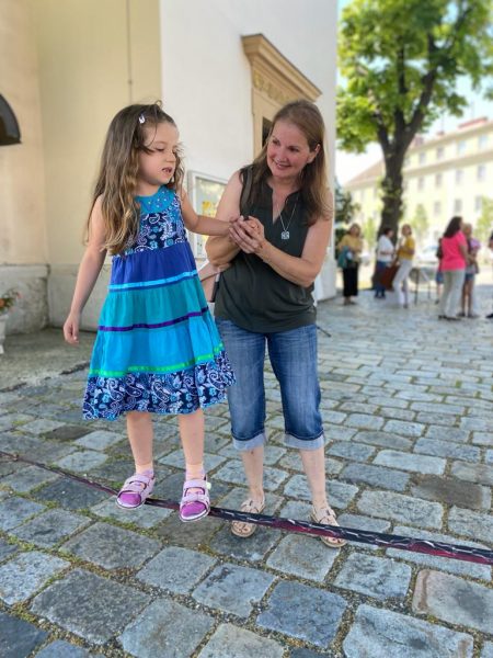 ... wie es ist, über eine Slackline zu balancieren ...